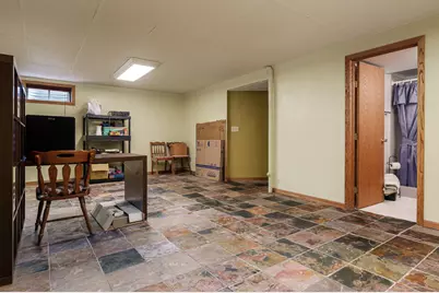 4996 Zenith Parkway, Machesney Park, IL 61115 - Photo 32