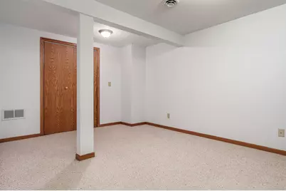 4996 Zenith Parkway, Machesney Park, IL 61115 - Photo 28