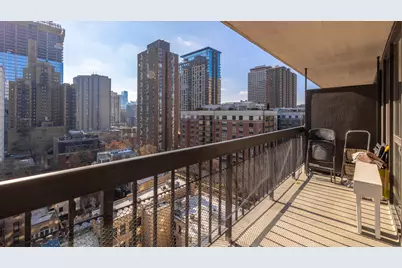 33 W Delaware Place #12C, Chicago, IL 60610 - Photo 6