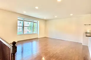 38 Neri Dr, Schaumburg, IL 60194 - Photo 4