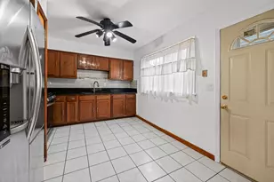 9543 Sumac Rd, Des Plaines, IL 60016 - Photo 12