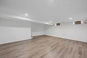 9543 Sumac Rd, Des Plaines, IL 60016 - Photo 6