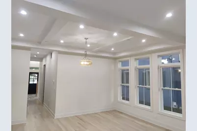2106 Darrow Avenue, Evanston, IL 60201 - Photo 10