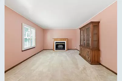 2136 Highland Drive, Sycamore, IL 60178 - Photo 4