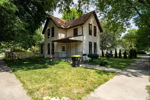 212 W Maple St, Fairbury, IL 61739 - Photo 24