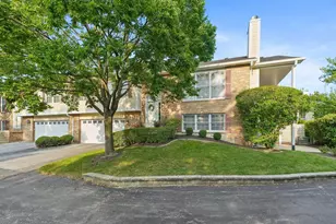 9957 N Cambridge Ct, Mokena, IL 60448 - Photo 2
