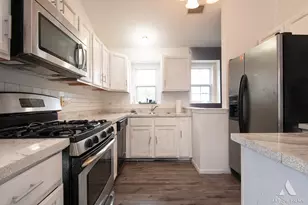 1967 Gary Ct, Schaumburg, IL 60193 - Photo 14