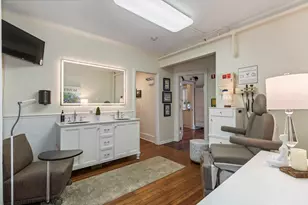 329 W Main St, Barrington, IL 60010 - Photo 24