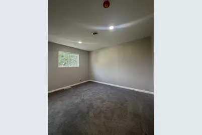 547 Redwood Road, Bolingbrook, IL 60440 - Photo 6