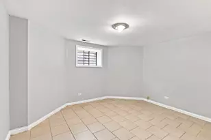 6401 S Maryland Ave, Chicago, IL 60637 - Photo 16