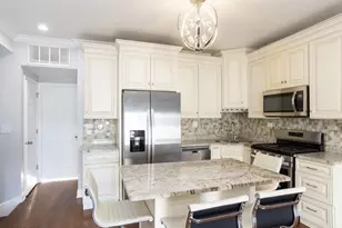 1411 W Harrison St, Chicago, IL 60607 - Photo 10