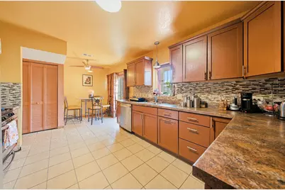 15216 Myrtle Avenue, Harvey, IL 60426 - Photo 4