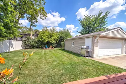 148 Jeffery Lane, Des Plaines, IL 60018 - Photo 46