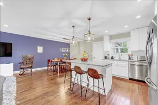 148 Jeffery Ln, Des Plaines, IL 60018 - Photo 8