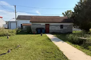 115 W James St, Dwight, IL 60420 - Photo 12