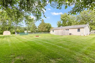 150 Holiday Dr, Somonauk, IL 60552 - Photo 22