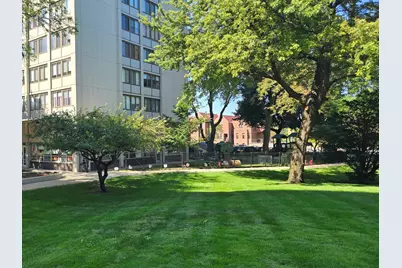 4800 S Lake Park Avenue #206, Chicago, IL 60615 - Photo 2