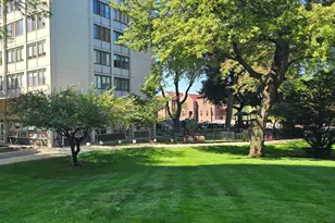 4800 S Lake Park Ave, Chicago, IL 60615 - Photo 2