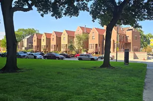 4800 S Lake Park Ave, Chicago, IL 60615 - Photo 4