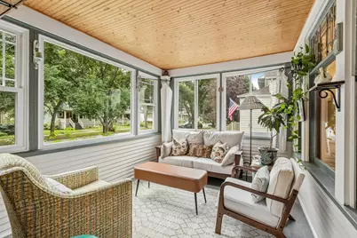 815 S Harvey Avenue, Oak Park, IL 60304 - Photo 2