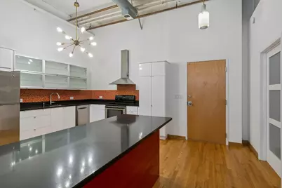1800 W Roscoe Street #521, Chicago, IL 60657 - Photo 4