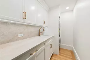 399 W Fullerton Pkwy, Chicago, IL 60614 - Photo 12