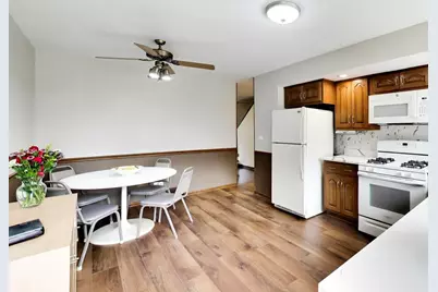 829 Dodge Avenue, Evanston, IL 60202 - Photo 6