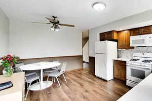 829 Dodge Ave, Evanston, IL 60202 - Photo 6