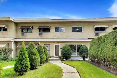 829 Dodge Avenue, Evanston, IL 60202 - Photo 1
