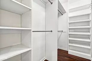 808 N Greenview Ave, Chicago, IL 60642 - Photo 12