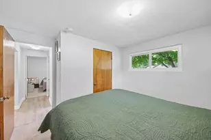 10290 W Waldo Ave, Beach Park, IL 60099 - Photo 18