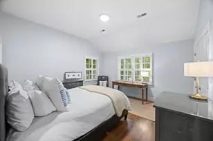 223 9th St, Wilmette, IL 60091 - Photo 40