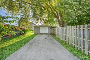 2241 Galilee Ave, Zion, IL 60099 - Photo 24