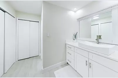 2300 W Talcott Road #2C, Park Ridge, IL 60068 - Photo 12