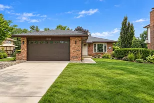 1235 Virginia Dr, Westmont, IL 60559 - Photo 1