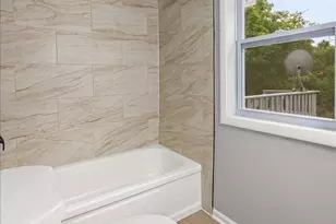4201 John St, Richmond, IL 60071 - Photo 2