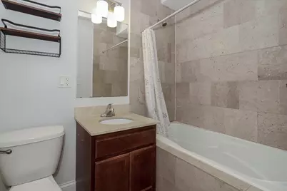 1939 W Granville Avenue #1, Chicago, IL 60660 - Photo 18