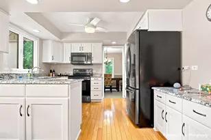 411 N Shepherd Hill Ln, McHenry, IL 60050 - Photo 22