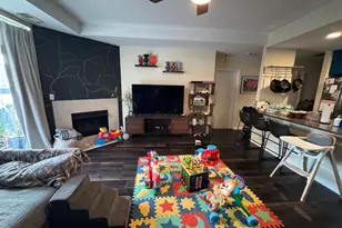 2307 W Wolfram St, Chicago, IL 60618 - Photo 8