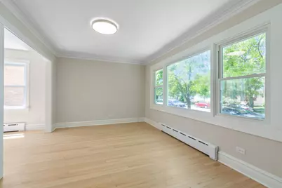 5747 N Melvina Avenue, Chicago, IL 60646 - Photo 4
