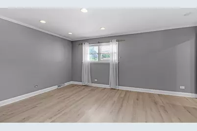 534 Lawler Avenue, Wilmette, IL 60091 - Photo 12