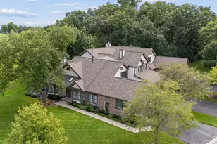 14425 Lake Ridge Rd, Orland Park, IL 60462 - Photo 2