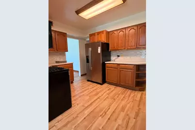 [Address not provided], Skokie, IL 60076 - Photo 6