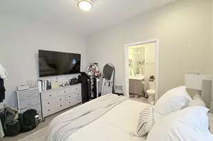 3757 N Sheffield Ave, Chicago, IL 60613 - Photo 16
