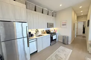 3757 N Sheffield Ave, Chicago, IL 60613 - Photo 10