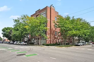 3101 N California Ave, Chicago, IL 60618 - Photo 2