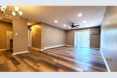 1195 Meadow Lane #214, Hoffman Estates, IL 60169 - Photo 2