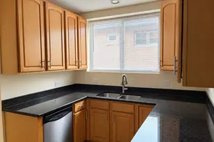 10433 S Hale Ave, Chicago, IL 60643 - Photo 8