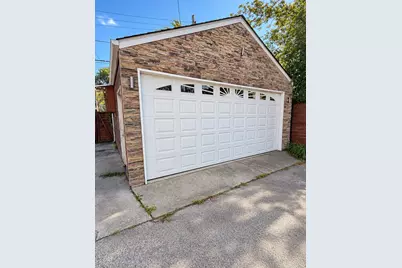 9601 S Winston Avenue, Chicago, IL 60643 - Photo 14
