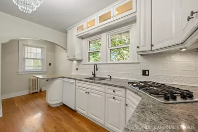 821 Howard Street, Wheaton, IL 60187 - Photo 8
